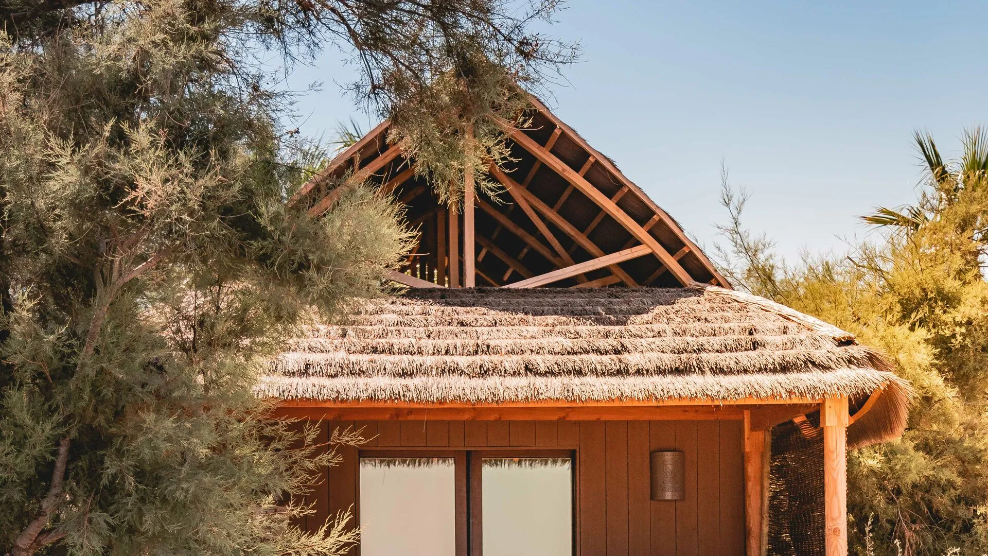 Tiki Hutte - Seaview