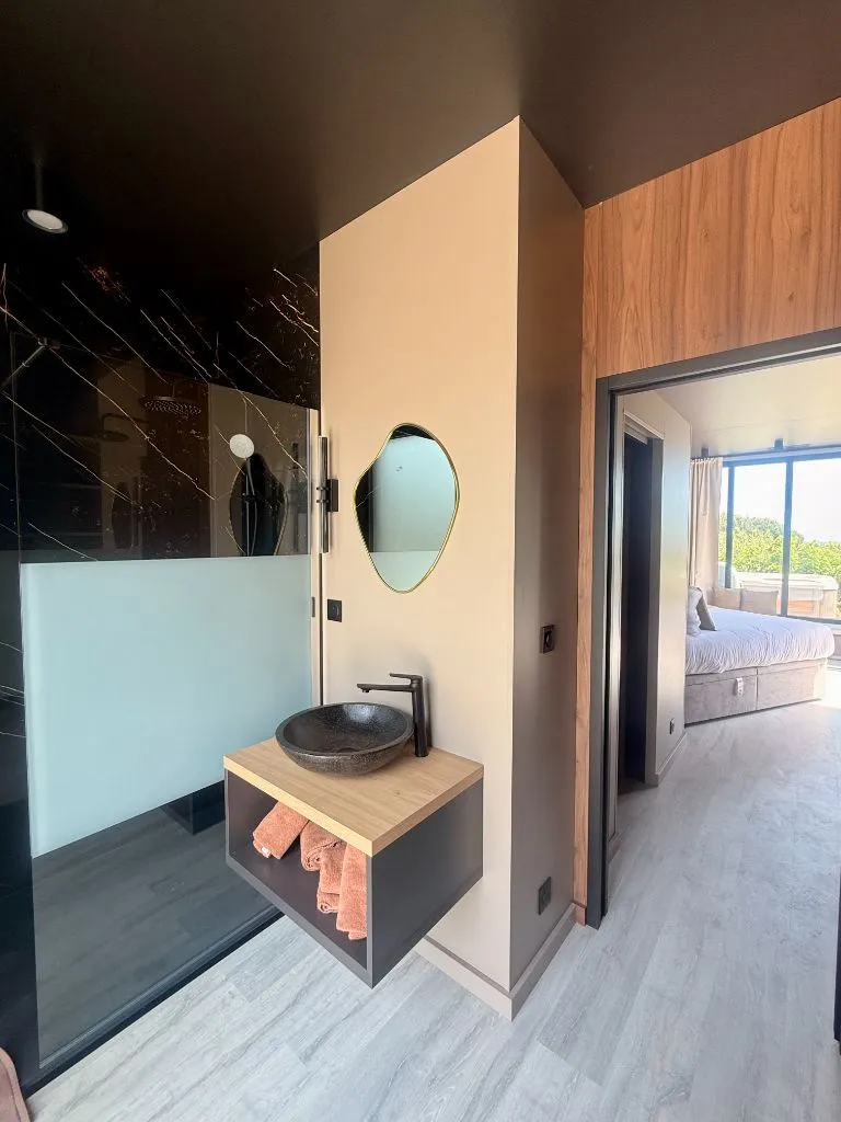 Tiki Kabana - 1 bedroom